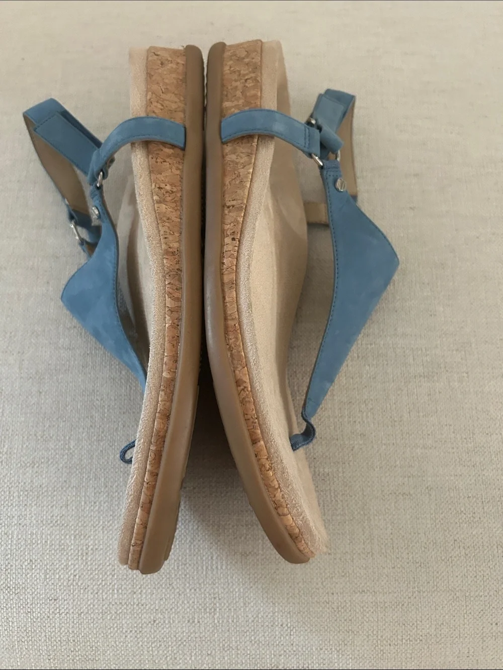 Vionic Kirra II (Women's) Sandals, Captain’ s Blue, Size 11, NWOT